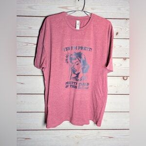 Trendy Graphic Tee in Heathered Maroon Yes I’m Pretty